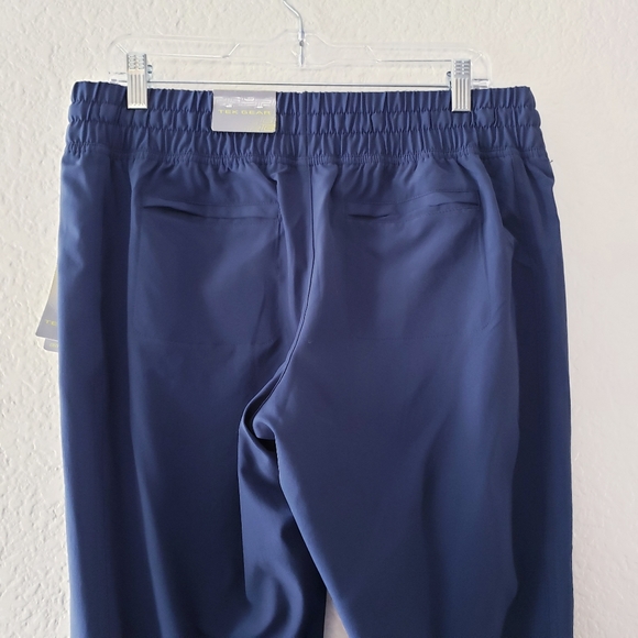 💥SOLD💥 Tek Gear Capris Jogger Pants Size Medium - Picture 10 of 11